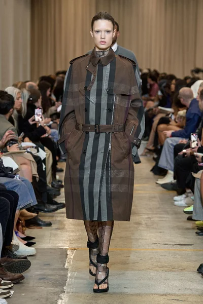 Look 39